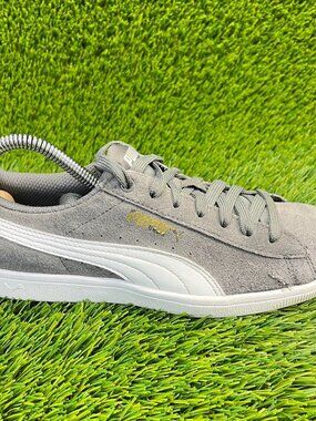 Puma Vikky Womens Size 7.5 Gray White Athletic Casual Walking Shoes Sneakers